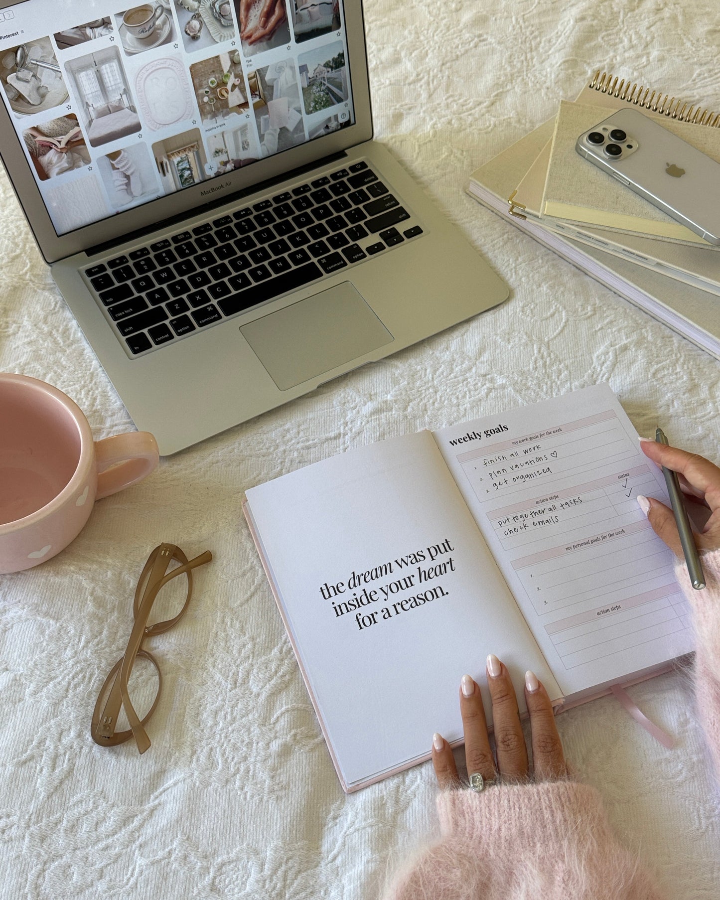 The Sakuranbo Planner (PRE-ORDER)